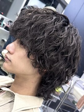 レタッチ バイ フィフス 天神大名(RETOUCH by fifth) 天神メンズパーマツイストスパイラルパーマ波巻きパーマツイスパ