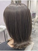 新宿くびれミディアムレイヤーカット【西武新宿駅】