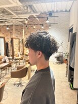 スペックホルダー(Spec Holder) フェザーパーマカール動くニュアンス波巻き