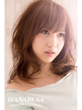 ハナブサ 藤江店(HANABUSA) 大人可愛い!小顔ミディアムスタイル♪ウルフ、レイヤーカット