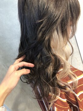 アンククロス 表参道(ANKH CROSS) ダークグレー×ホワイトベージュ 【ANKH CROSS 表参道】