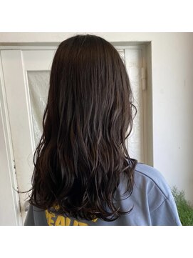 タヒエ(tahie) #モノクローム #暗透カラー #透明感