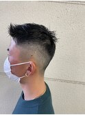 30代40代メンズ刈り上げフェードスタイルかき上げ短髪ワイルド