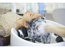 シャンプー～髪質で6種類の中から選びます～