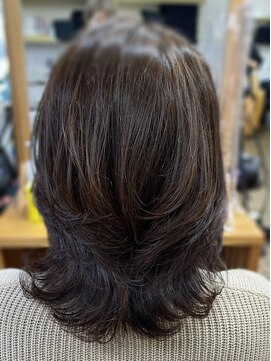 サロンドエー(SALON DE A) ウルフカット