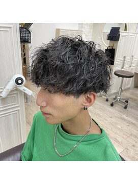 カイノオム 梅田(KAINO HOMME) ツイスト　スパイラル　マッシュ　刈り上げ　ツーブロック