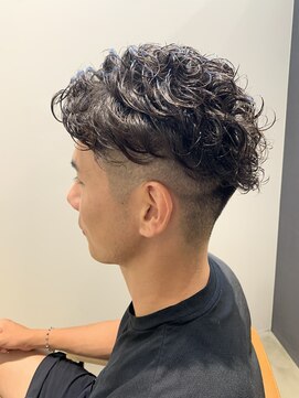 クルル(cururu) ツーブロック、メンズパーマ