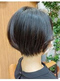 ショートボブ