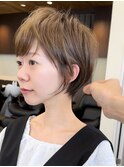 マッシュショート/前髪アリ/マロンベージュ/インナーカラー