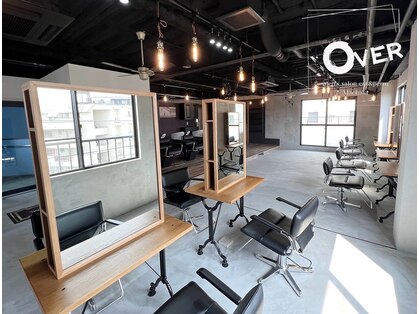 オーバー 町田店(OVER)の写真