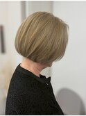 似合わせボブ/フェザーショート/細めハイライト