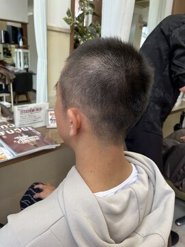 コアフィールフィス(COIFFURE fils) 《見附　今町》