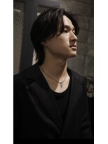 ソリズ ヘア クルー 池袋(SOLIZ HAIR CREW)&nbsp;ウルフセンターパートスタイル