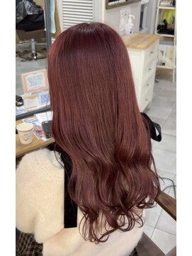 チェリーレッド