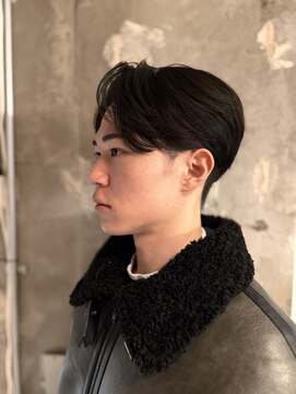 アカ(ACA) 毛流れセンターパート