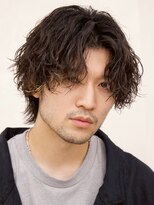 ルーシー 名古屋栄(LUCEY)&nbsp;センターパートニュアンスパーマフェザーパーマ波巻きパーマ
