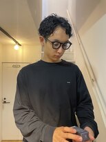 オルネ 代官山(OLUNE)&nbsp;センターパート/メンズパーマ/ツーブロック/ルーズパーマ/代官山