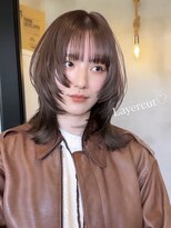 ユニ(uni)&nbsp;ウルフっぽレイヤー.アッシュブラウン