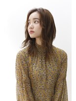 ヘアアンドケア エジェリラボ(hair&care egerie lab)&nbsp;ウルフ好きに！センターパートで外ハネミディアムレーヤー