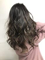 ヘアメイク ティサ(hair make Tisa) ハイライトカラー　ナチュラルグレージュ