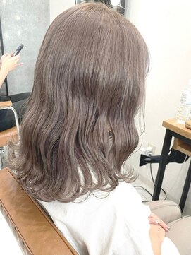 ワンズ リー 下北沢店(ONE's ly) 韓国/前髪/ダブルカラー/髪質改善/学割U24[下北沢/下北沢駅]