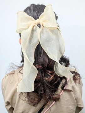 ビューティック ハラジュク(Hair&Make Beautique Harajuku) サイドツイストのハーフアップ