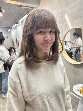 ソルトウォーター(SALT WATER) グレージュカラー　ブリーチあり