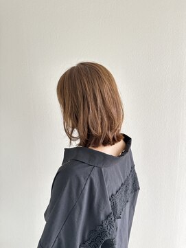 ゴットフロー(GOTTO FLOW) 透明感ベージュカラー×外ハネくびれボブで柔らかさUP!