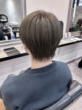 レガロヘアアトリエ(REGALO hair atelier) マッシュウルフ/オリーブグレージュ/メンズ【水戸/茨城】