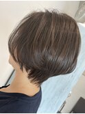 ショートボブ
