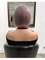 アルトラ(ALTLA)&nbsp;切りっぱなしボブ×ラベンダーシルバー