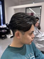 サニーズ(SUNNY'S by CONKS)&nbsp;メンズ毛流れパーマでフェザー風スタイリング！