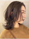 外ハネくびれミディアム/顔まわりレイヤー/ウルフボブ/くせ毛