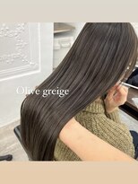 ガーデン ムサシコスギ(GARDEN MUSASHIKOSUGI)&nbsp;透明感たっぷりオリーブグレージュ