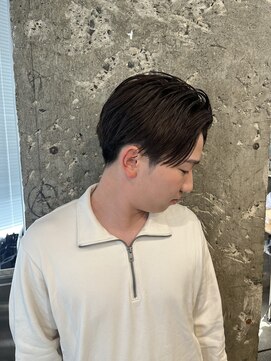 リラクオーレメンズ(LIRA CUORE men's) ツーブロックショート