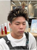 刈り上げセンターパート/波巻きツイストスパイラル/南堀江