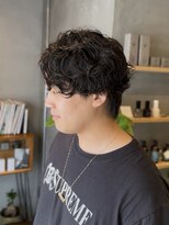 ルベロ(Rubello) 前下がりハンサムショート+パーマ