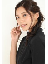 アーティーアンドコー(Arti&Co) artico　イーjジーシニヨンヘアアレンジ