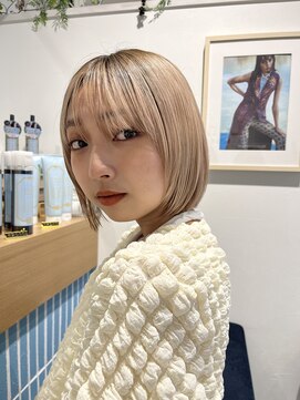 ロンドルーチェ 心斎橋(Lond luce) ダークアッシュ/ミディアムレイヤーカット［髪質改善/縮毛矯正］