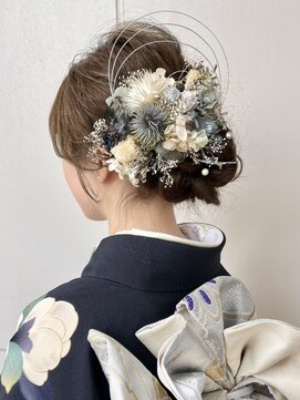 リタ(Lita) ★成人式ヘア/ドレスアップ/前撮り/シニヨンヘア/卒業式★