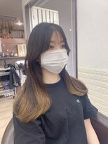 ラクシア(LucxiA) 韓国カット/韓国ヘア/くびれ/レイヤーカット/前髪カット/小顔