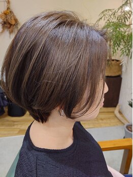 イズランドヘアー(Izland hair)の写真/【大人女性のお悩みを解決】人気の髪質改善カラーで理想の色味と質感が叶う！大人上品なスタイルへ♪