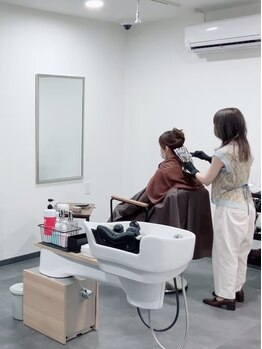 ヴィジュアリスト(VISUALIST)の写真/【小倉駅７分/マンツーマン/美容室】カウンセリングからお仕上げまでオーナースタイリストが担当