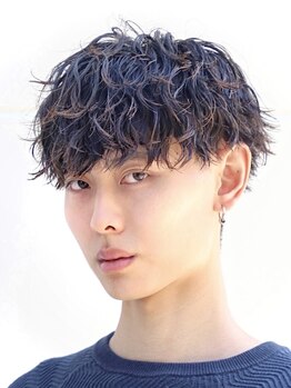 再現性の高いメンズパーマで360度綺麗なシルエットへ＊サロンの仕上がりを自宅でも再現可能◎