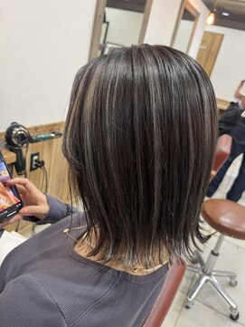 ノーム 横浜(NORM) 白髪ぼかしハイライトグレーカラー