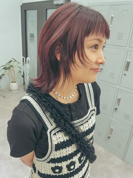 ミッシュバイアーバン(misch by urban.) レイヤーカット/顔まわりカット/ピンクカラー 【堀 春菜】