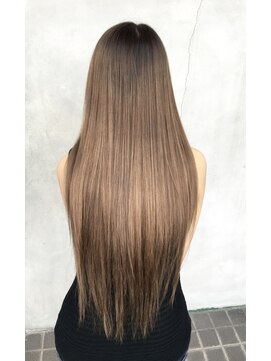 ベルファーレ(velfarre) 大人系ナチュラルブルージュグラデーション