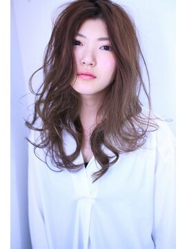 マハロ(MAHALO) 【MAHALO鈴木】 センターパート×マーメイドベージュ