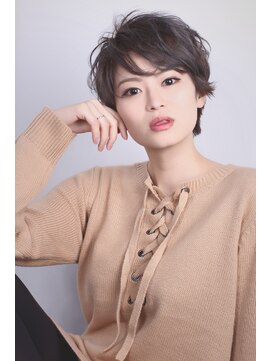 ニコット(nicotto) 外国人風ベリーショート