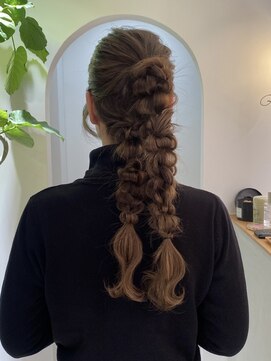 ゴカン(Gokan) もふもふpony/yui